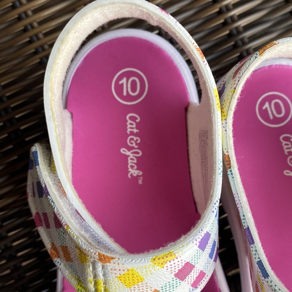 Cat & Jack White Rainbow Checkered Girls StrapOn Sandals Size 10C - Picture 3 of 5